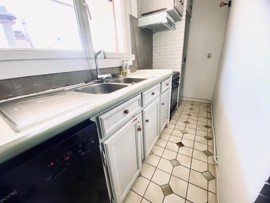 Appartement Douillet 1 Chambre - Centre Ville อาร์ฌ็องเตย ภายนอก รูปภาพ